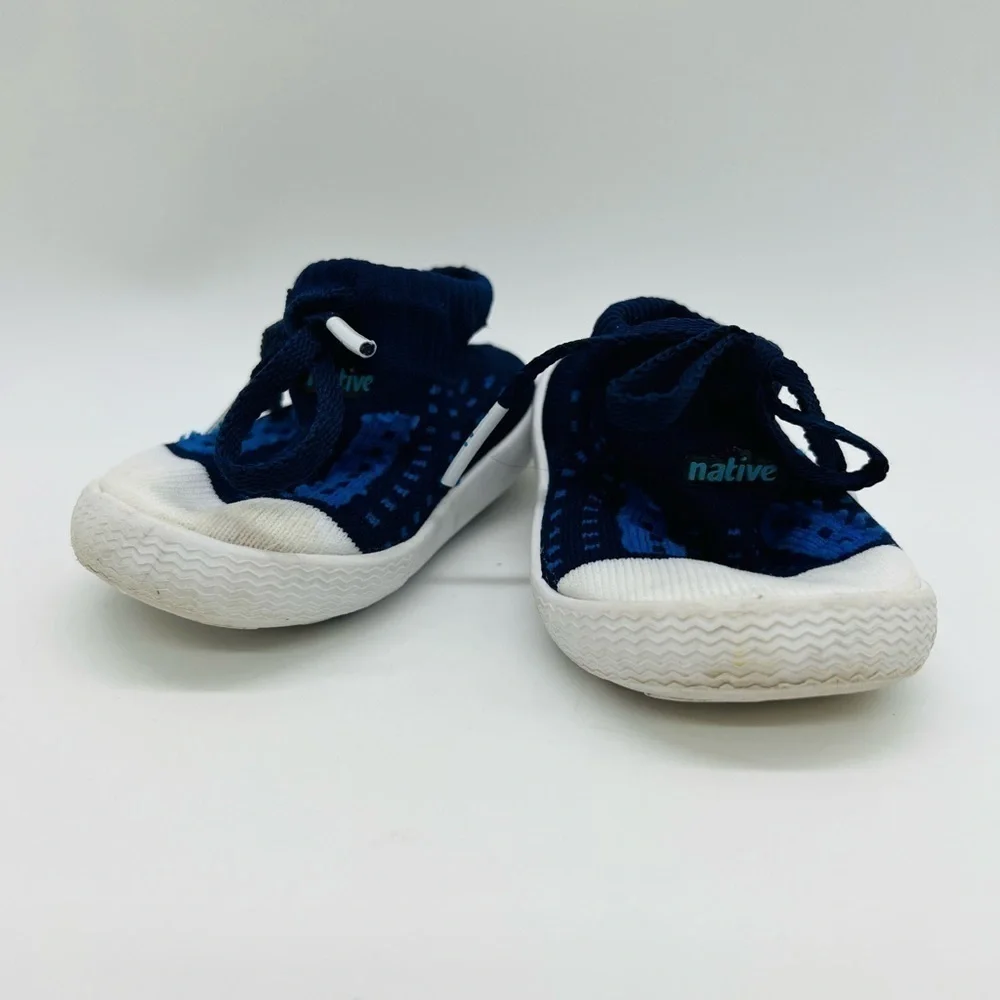 NATIVE WATER SHOES - ESTIMATED SIZE CHILD 2 - Navy
